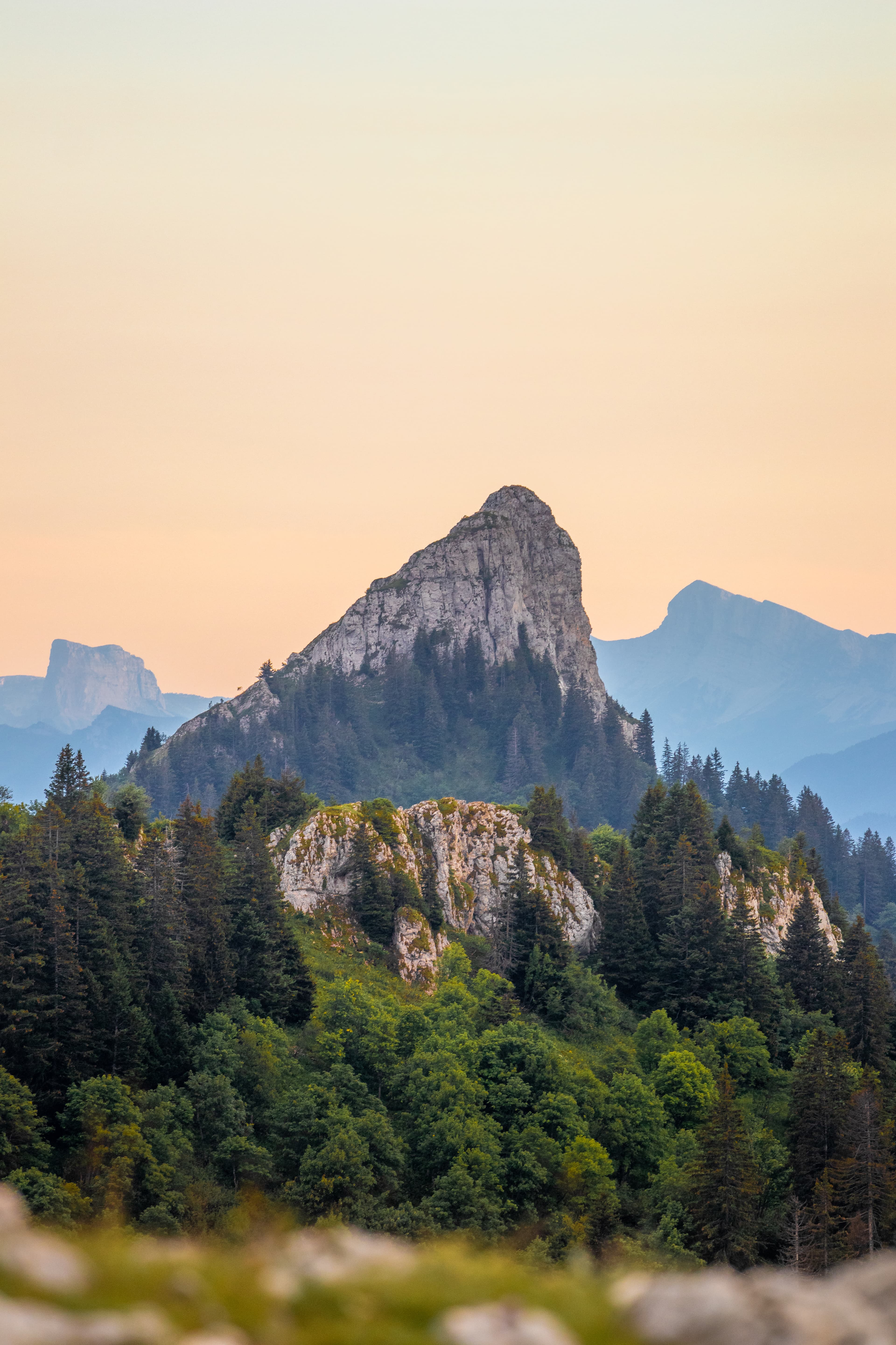 Couché de soleil sur le pic de la Pinéa